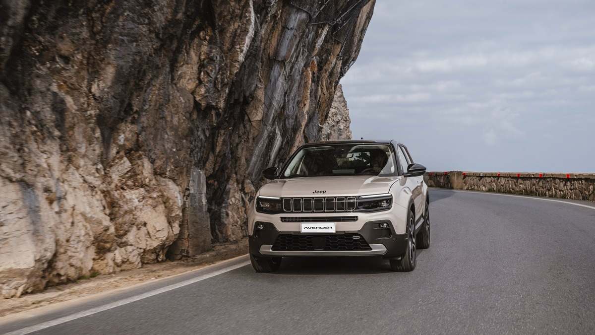 Jeep Avenger híbrido