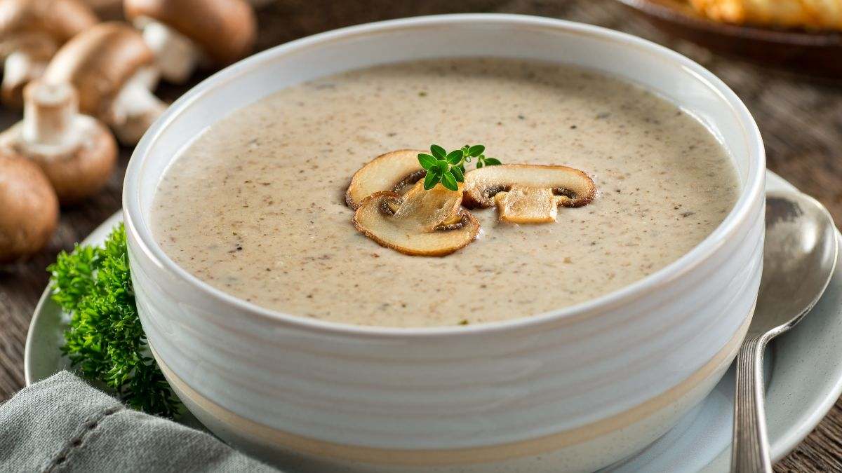 sopa de champiñones