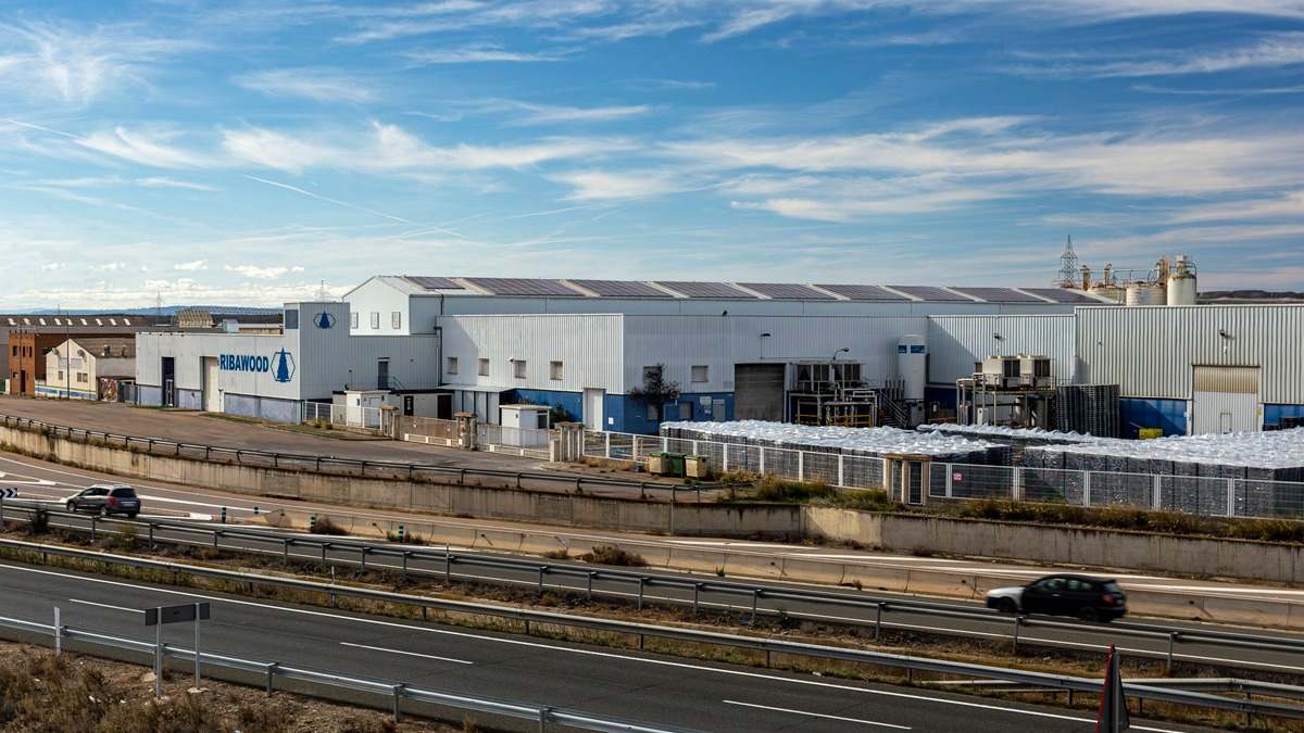 centro de la empresa ribawood de valorización y reciclaje de plástico