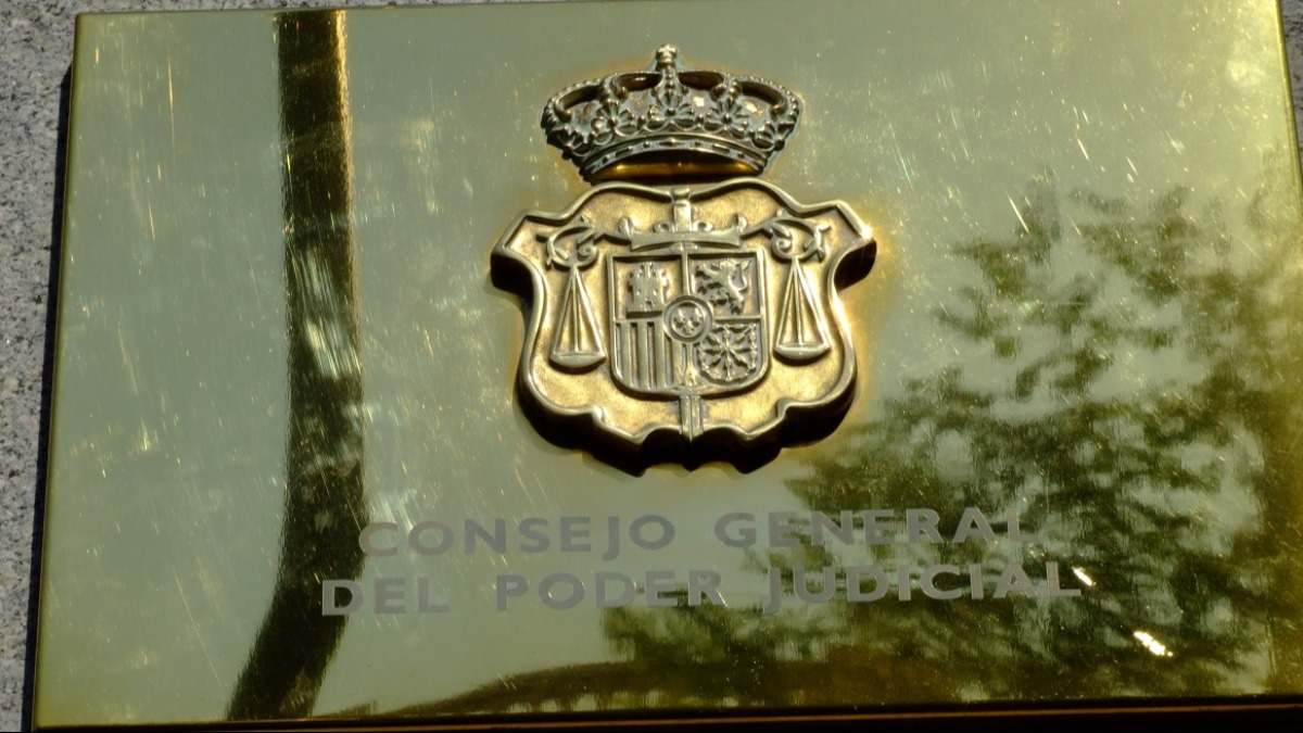 Placa del Consejo General del Poder Judicial