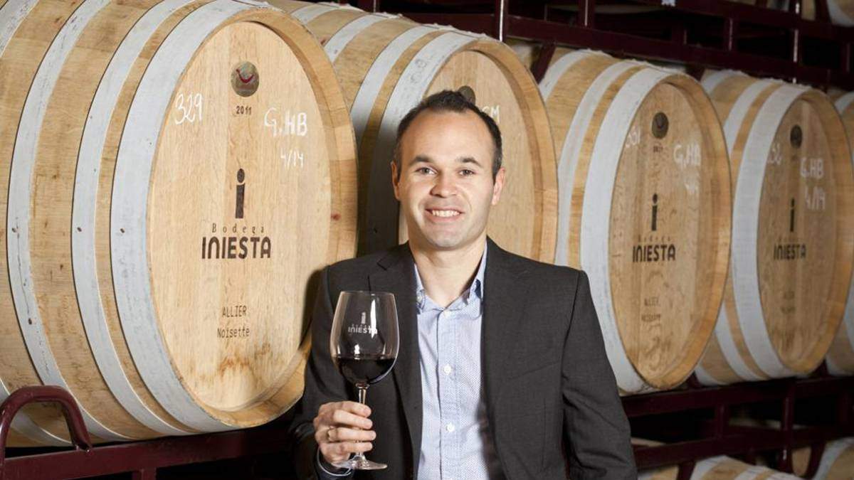 iniesta-bodega.jpg