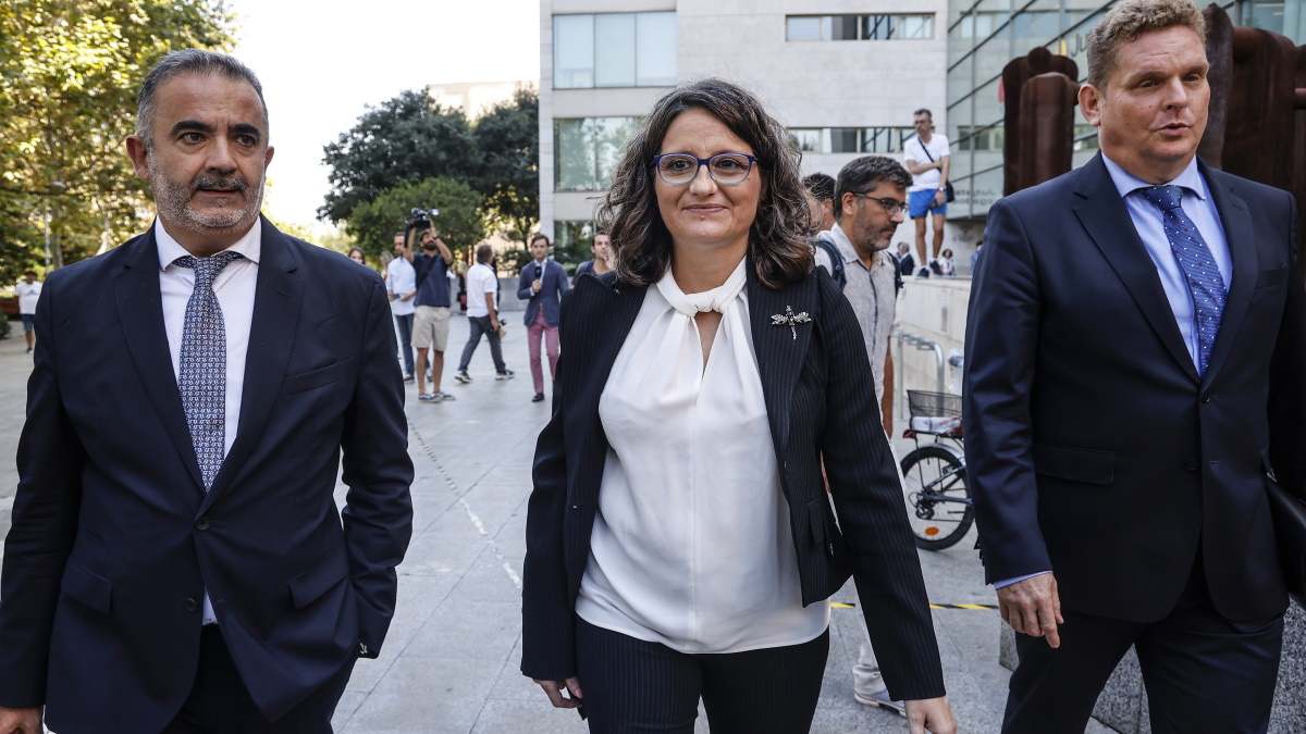 Mónica Oltra, a la salida de un juicio.