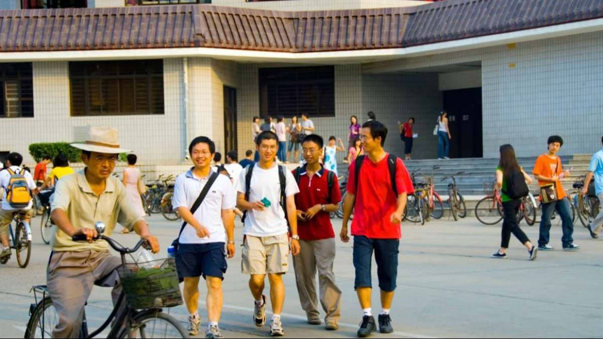 estudiantes universitarios en china