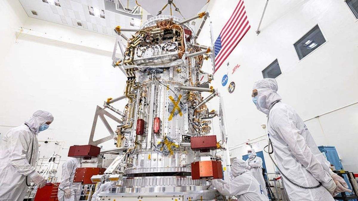 El huracán Milton causa que NASA y Space X tengan que cancelar el lanzamiento de la misión Europa Clipper