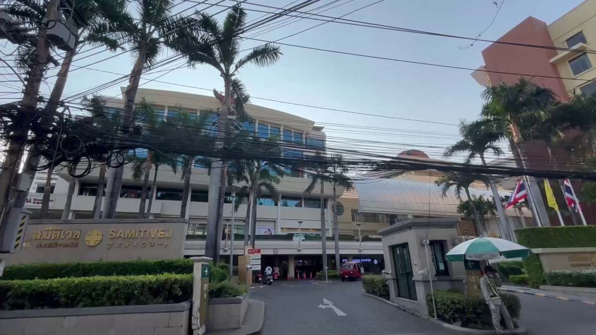 Captura del vídeo de EFE en el que se muestra el hospital de Bangkok en el que está ingresado Álex García.