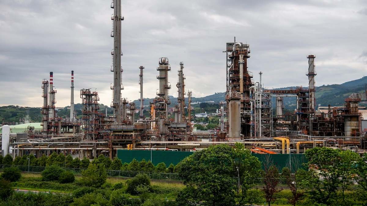 Refinería de petróleo en el País Vasco