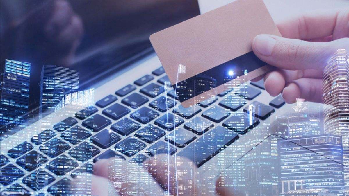 Problemas con operaciones de Bizum, tarjetas y datáfonos: la caída de Microsoft afecta a nuestras cuentas bancarias