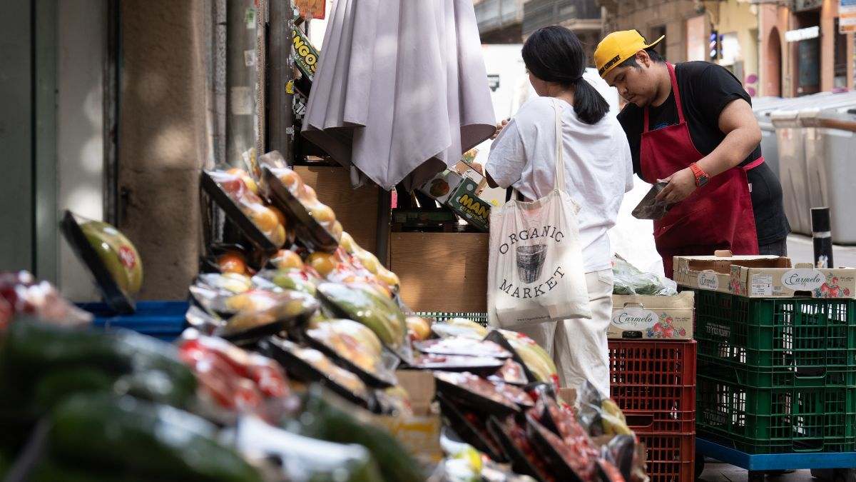 La patronal del comercio alerta de cierres de locales por la dificultad para devolver los créditos Covid