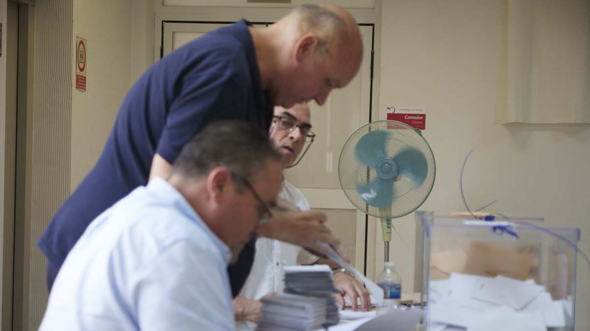 Foto de recurso de una mesa electoral el pasado 23 de julio.