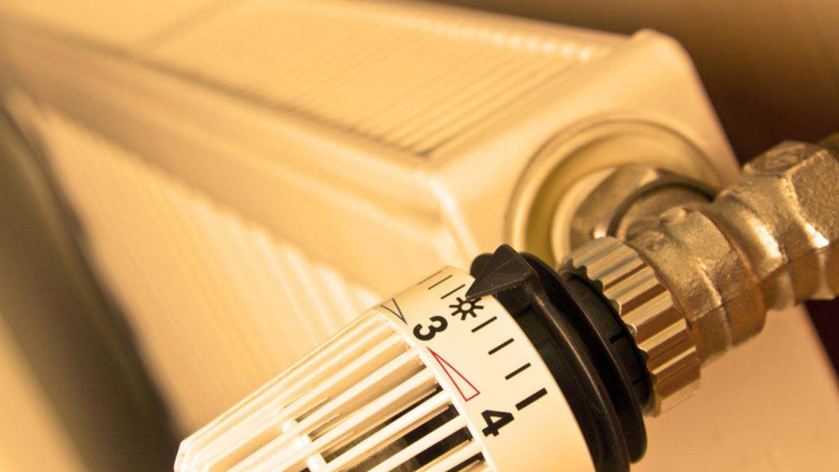 Los expertos critican el consejo de la OMS de calentar las casas a 18 °C: esta es la temperatura definitiva para la salud y el ahorro