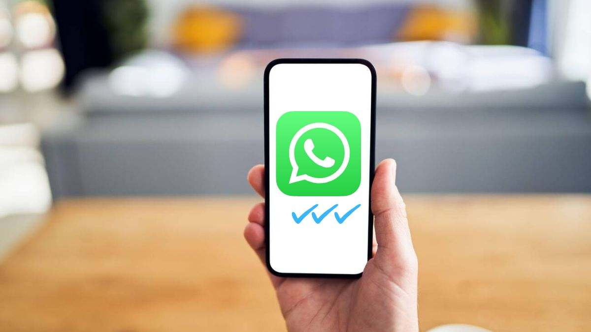 Llegan los tres ticks a WhatsApp: para qué sirven y cómo activarlos en tus chats