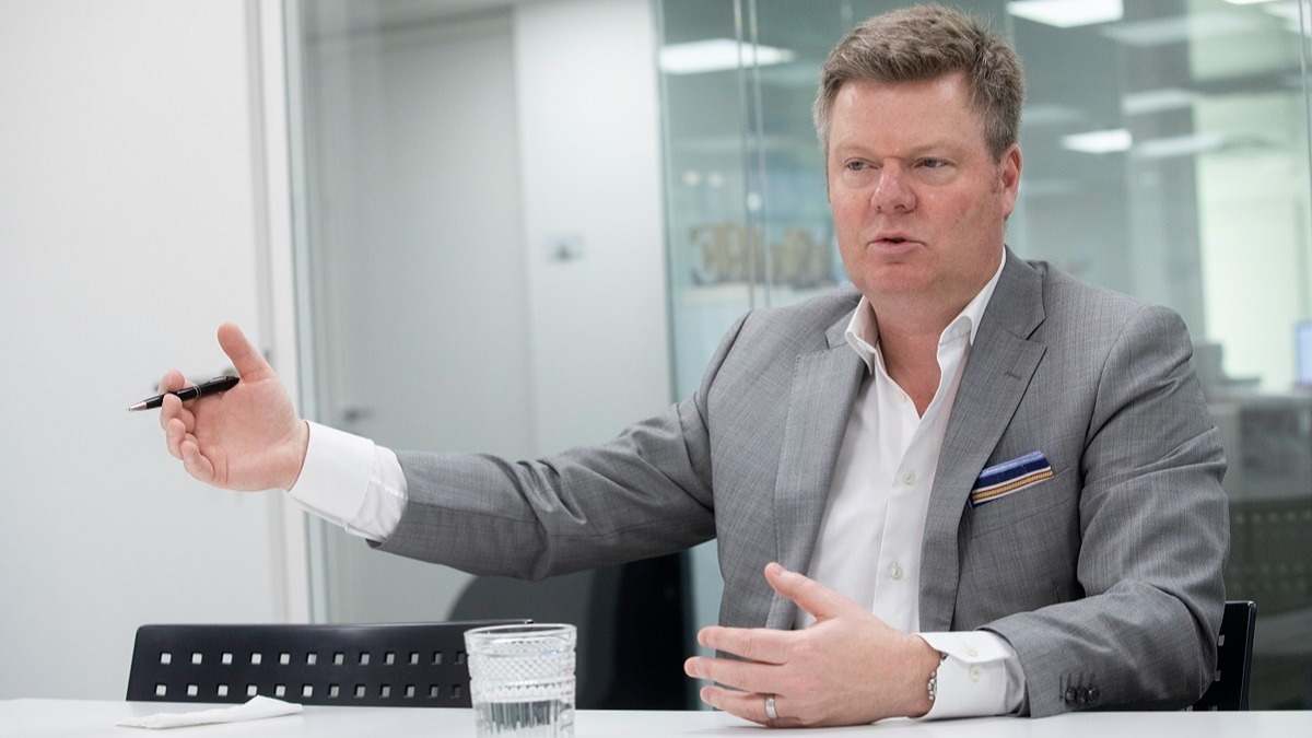 Jonathan Duensing (Amundi)