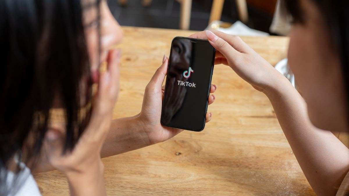 Basta con 35 minutos viendo TikTok para enganchado a la red social