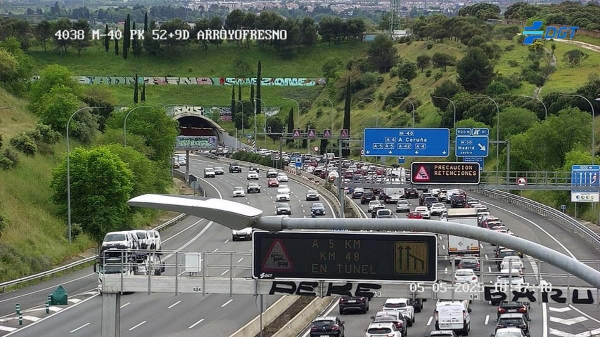Atasco en los túneles de El Pardo, Madrid