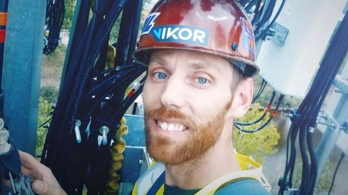 El técnico que cobra 40.000 euros por trabajar dos veces al año y solo para cambiar una bombilla