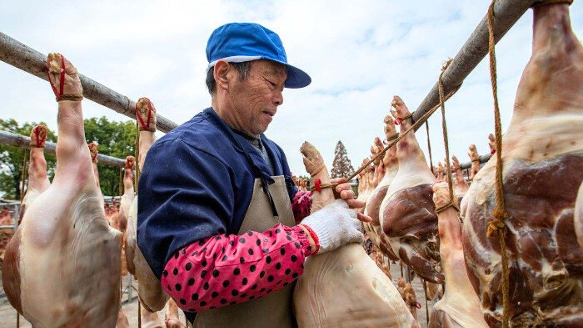 Así es el jamón ibérico 'Made in China': el plagio chino toma fuerza en medio de sus aranceles de 'venganza' contra Europa