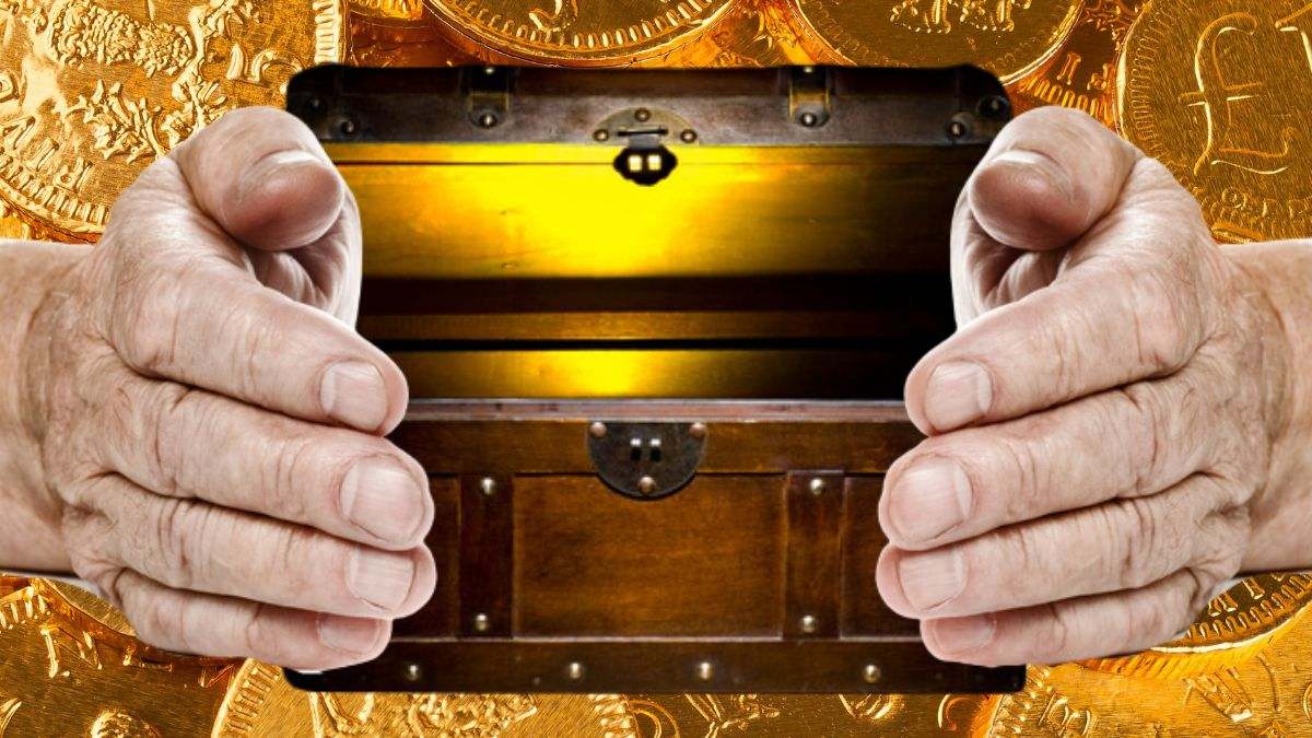 Un fontanero de 66 años a punto de jubilarse encuentra un tesoro de monedas de oro valorado en 2,4 millones de euros durante una reforma