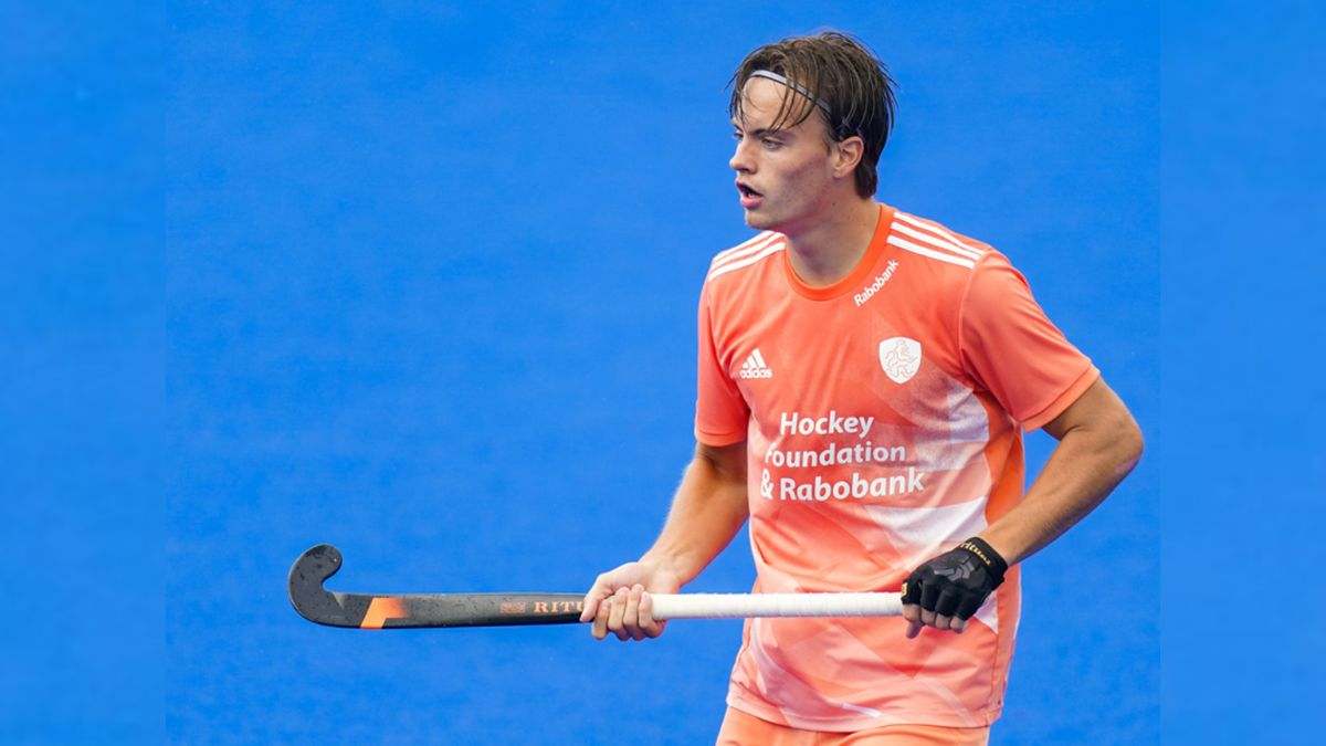 Cómo arruinar un momento dorado en los JJOO: el horrible gesto antideportivo de un jugador de hockey tras ganar la medalla de oro en París 2024
