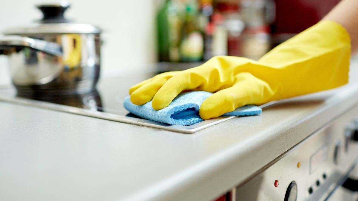 Deberíamos limpiarlos cada semana, pero nadie lo hace: es uno de los lugares más sucios de la cocina