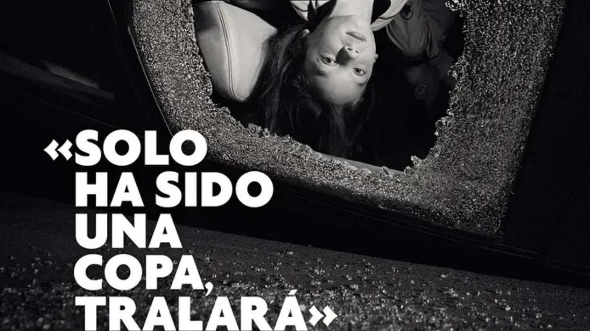 Mujer en accidente de coche