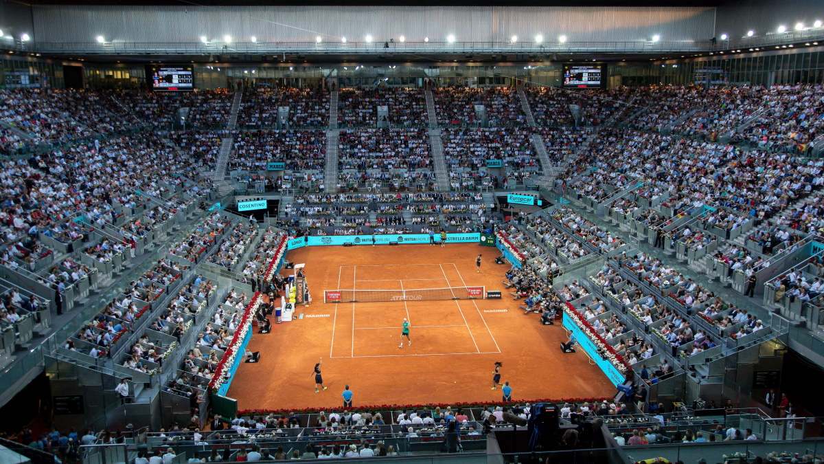 Imagen panorámica de un partido del Mutua Madrid Open.