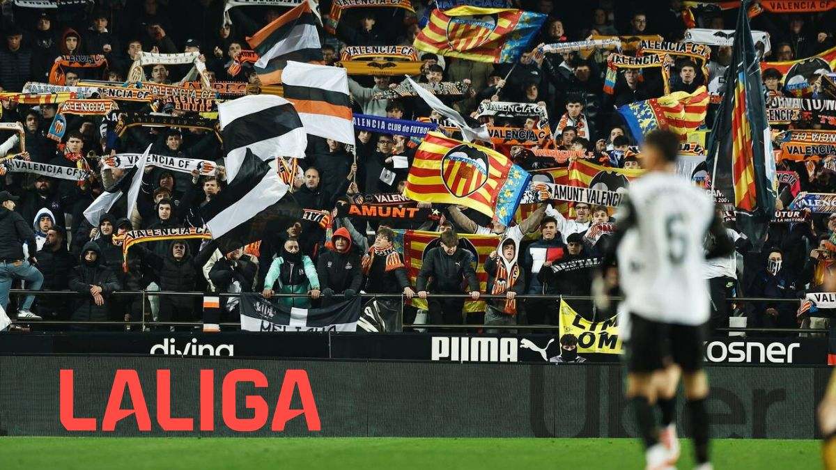 LaLiga en fuera de juego: la AEPD propone una multa millonaria por vulnerar la privacidad de los aficionados