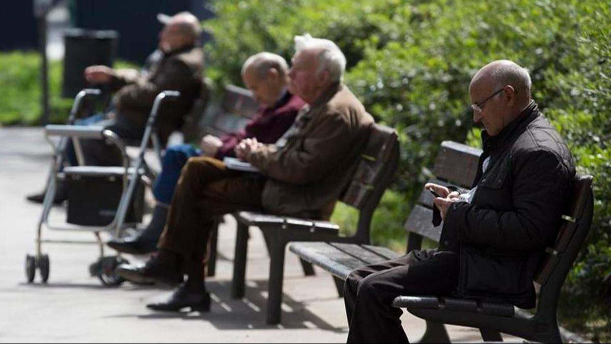 Jubilados españoles pensiones seguridad social