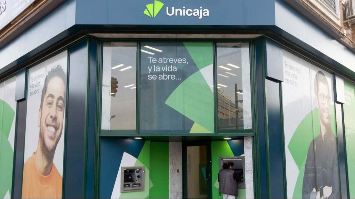 Nueva sucursal de Unicaja.