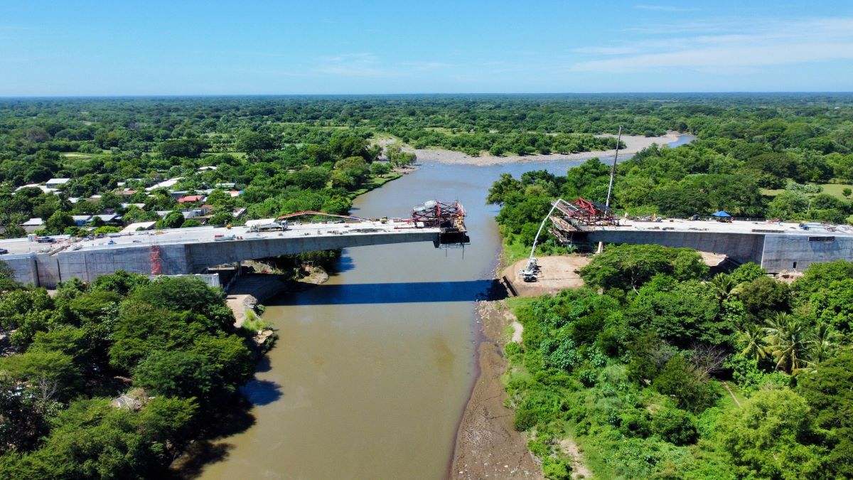 El puente del Arce en El Salvador.