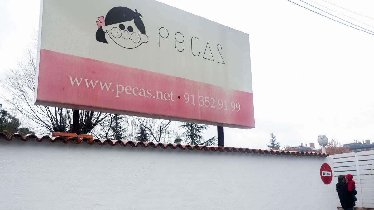 Foto de la fachada de la guardería Pecas.
