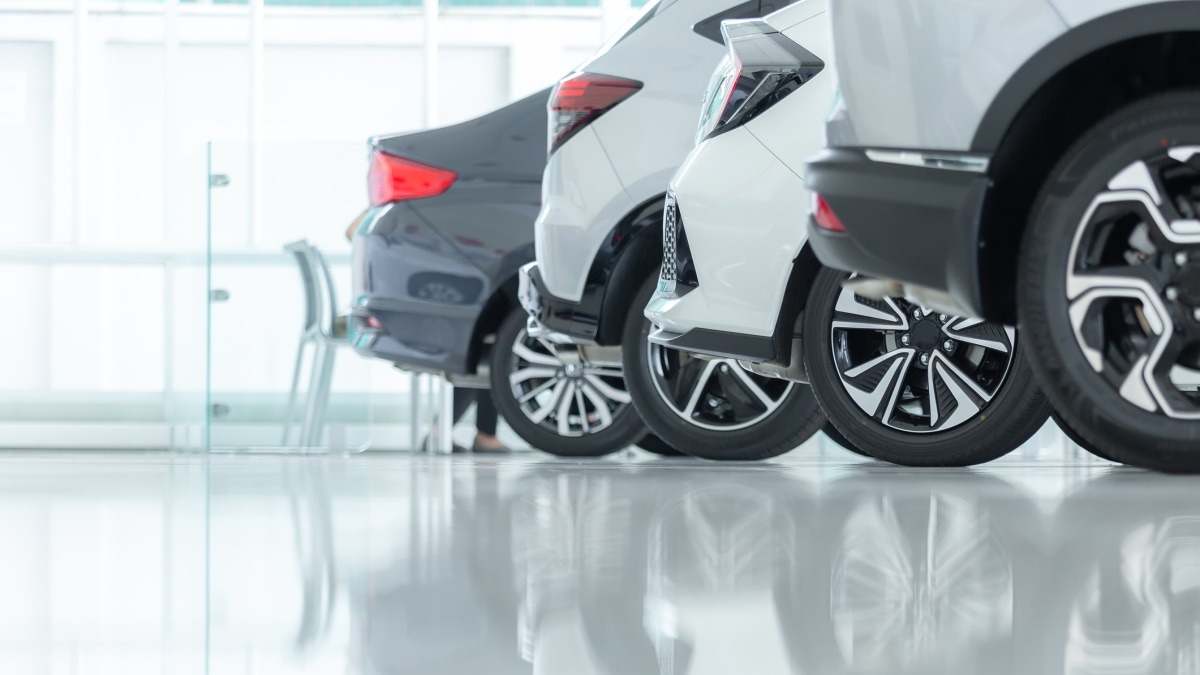 Consesionario coches. Dreamstime.