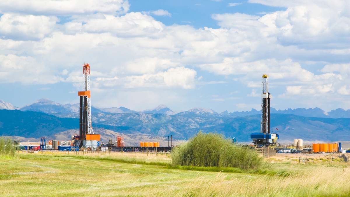 petróleo crudo materias primas economía