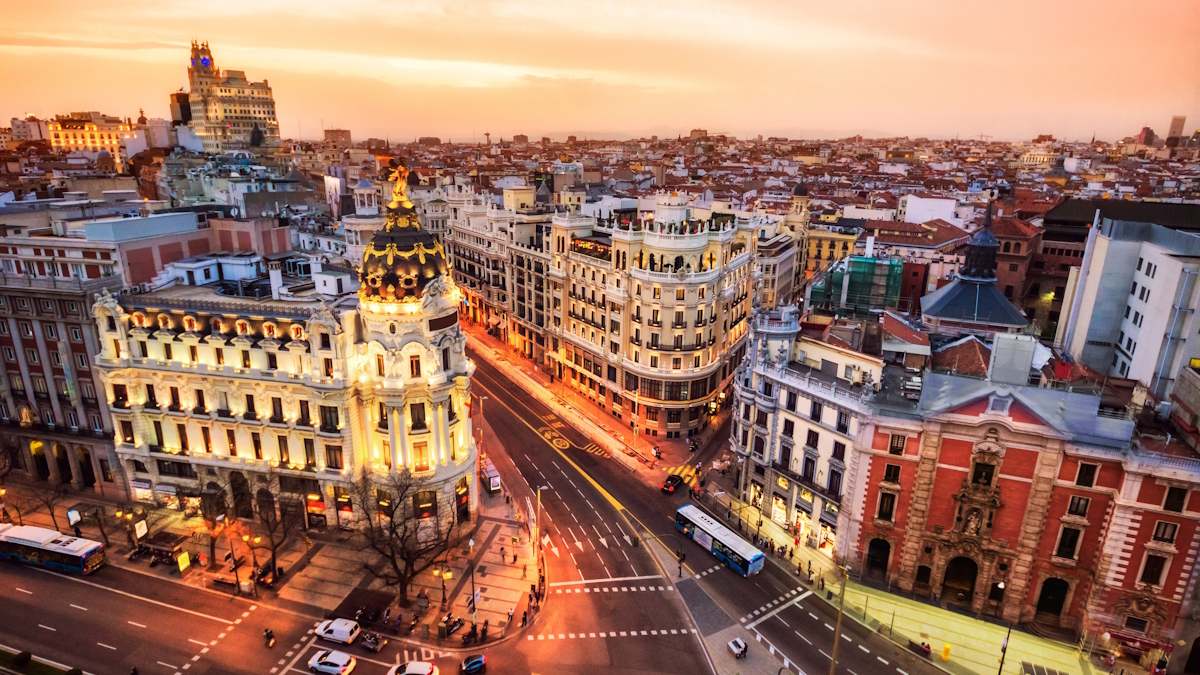 Madrid economía PIB vistas inmuebles
