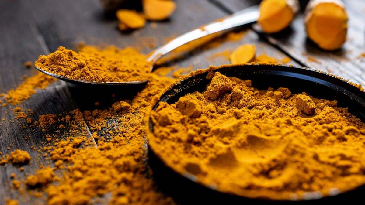 La cúrcuma es una especia de color amarillo intenso y un color inconfundible