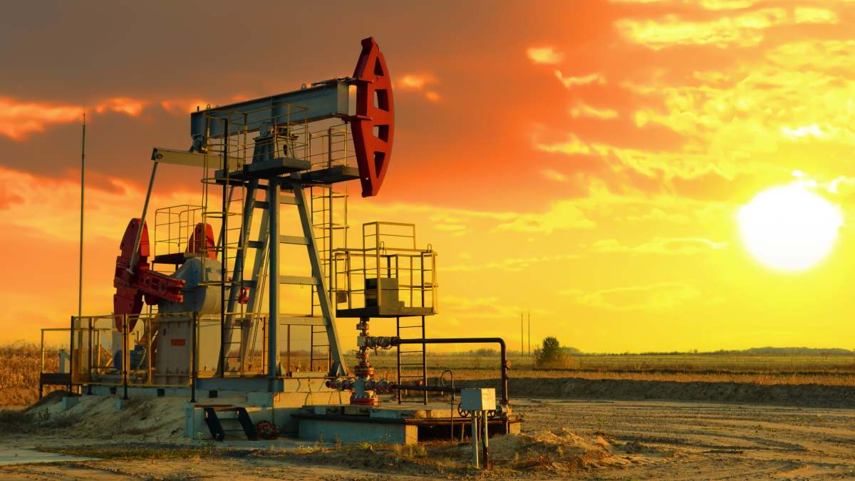 Petróleo crudo economía PIB Oriente