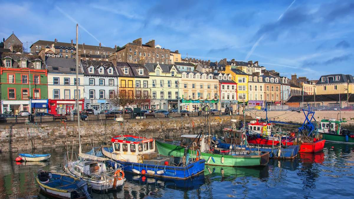Irlanda economía Cobh puerto PIB exportaciones