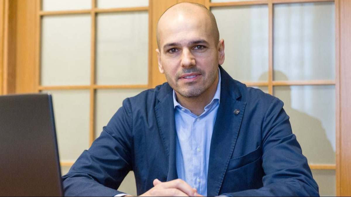 Javier Morales, asesor del fondo Bulnes Global, de Gescooperativo. Foto: Nacho Vela (Araba Press)