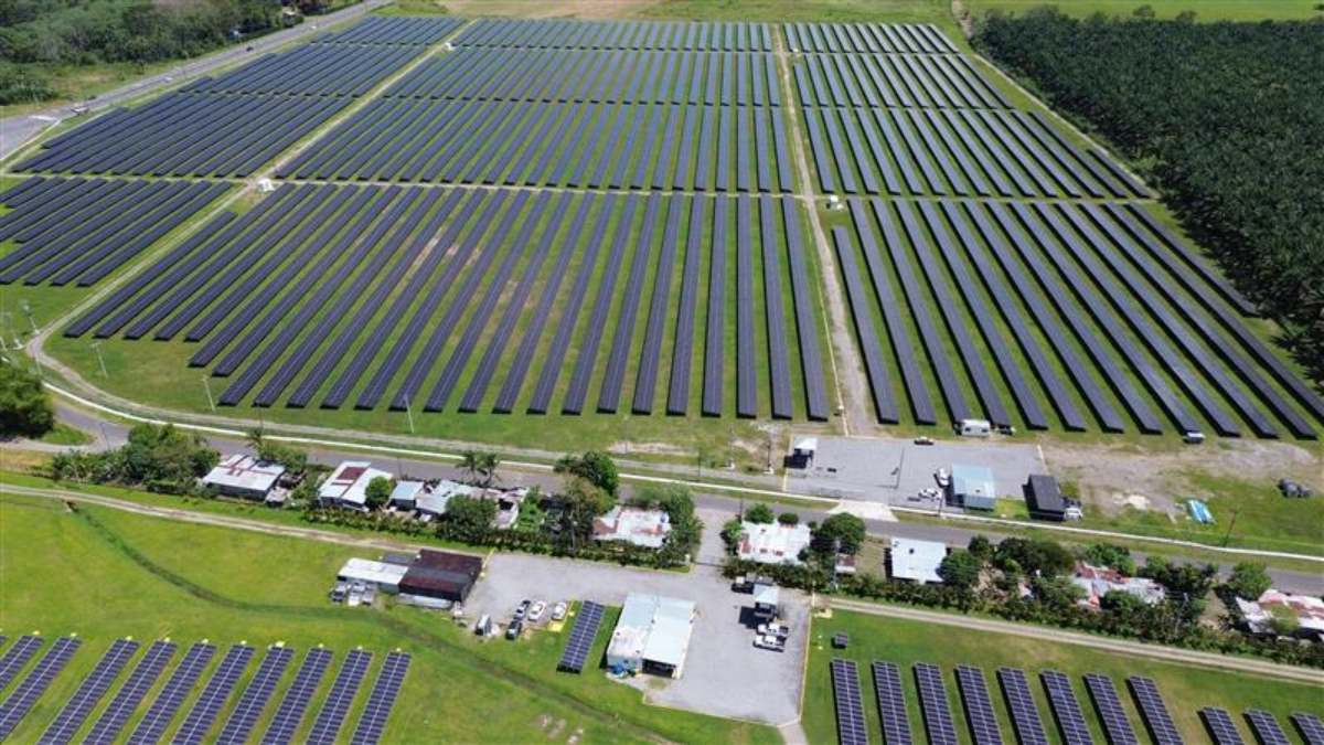 Plantas fotovoltaicas Pro Solar, en Panamá. / Cox