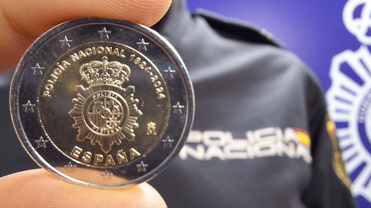 moneda 200 aniversario policía nacional