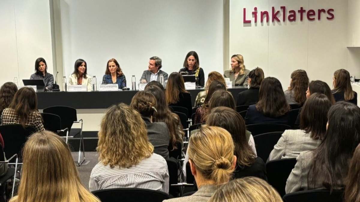 women_in_a_legal_world