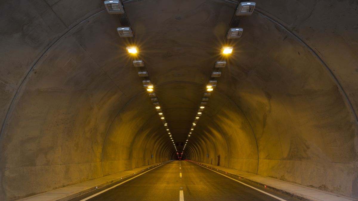 Fotografía de recurso de un túnel.