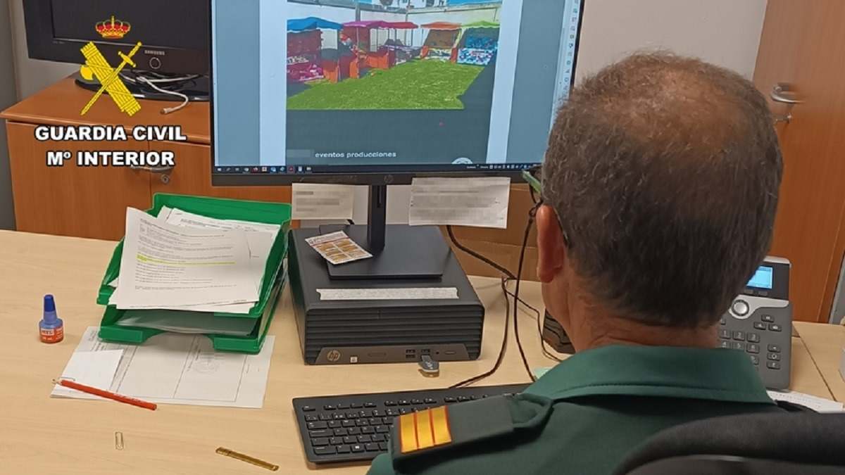 Guardia Civil en la investigación de los hechos