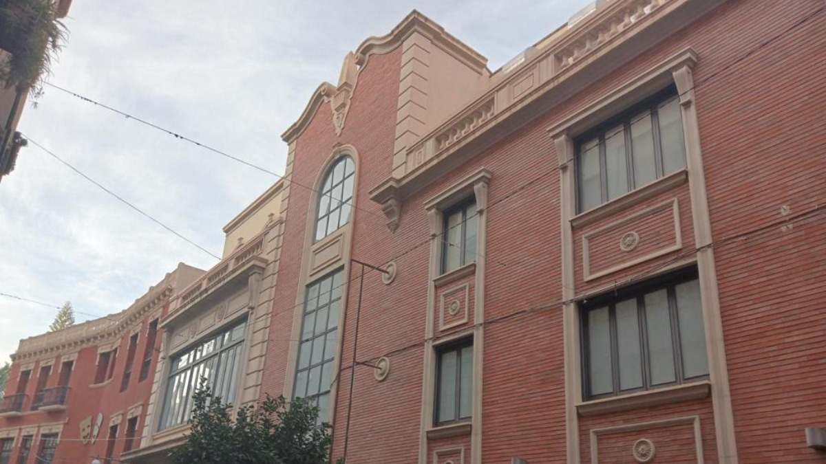 Edificio adquirido por el CEU en Elche