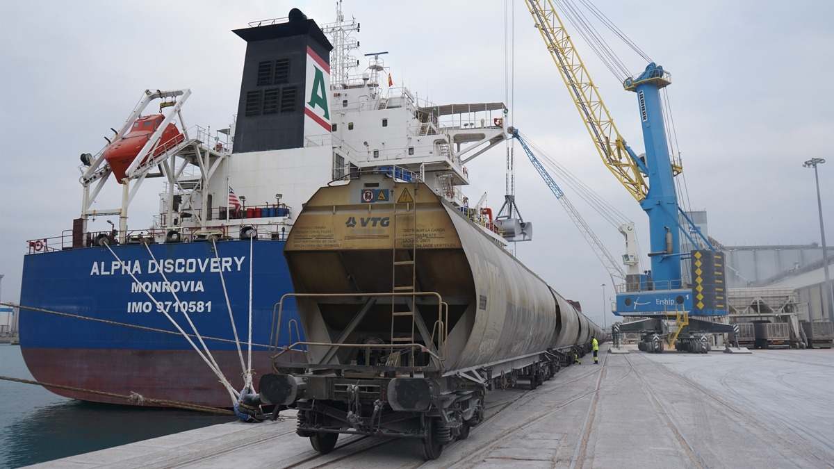 transportemaritimomarrojo