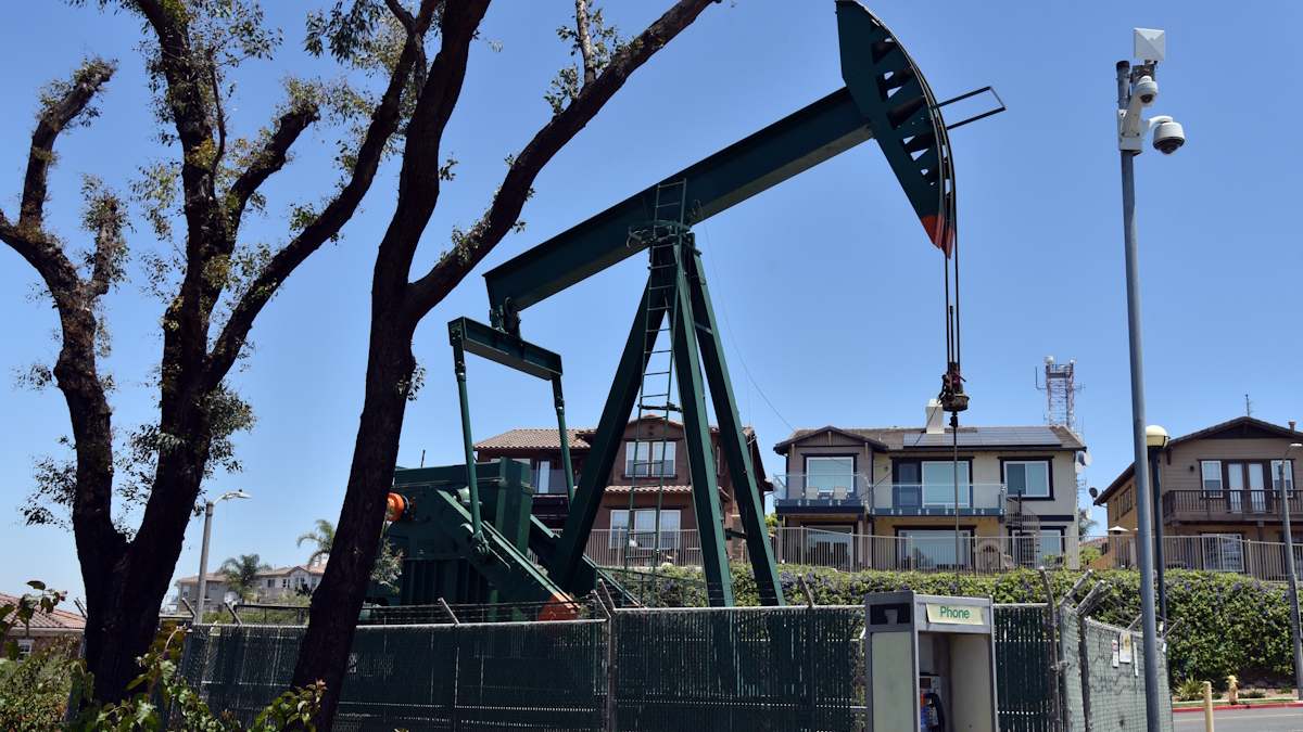 petróleo crudo Los Angeles materias primas