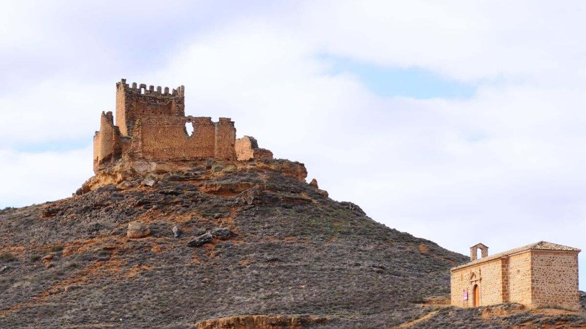 Se vende el Castillo de la Raya (Soria) por 45.000 euros: estas son sus condiciones