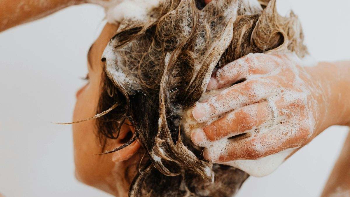 Las canas son señal de envejecimiento capilar