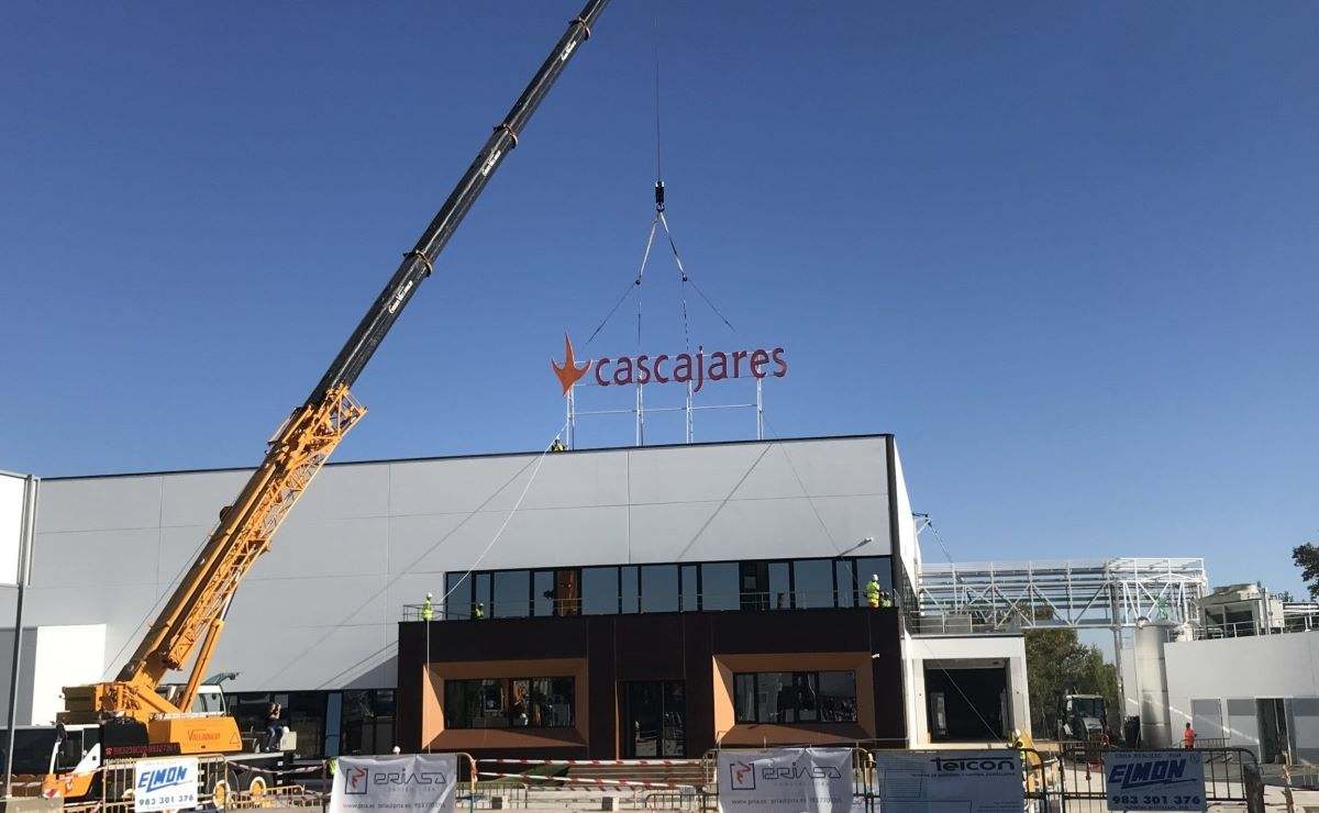 cartel-cascajares.jpg