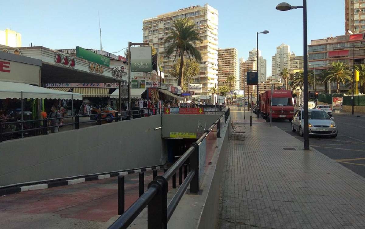 Parking de Ametlla en Benidorm.