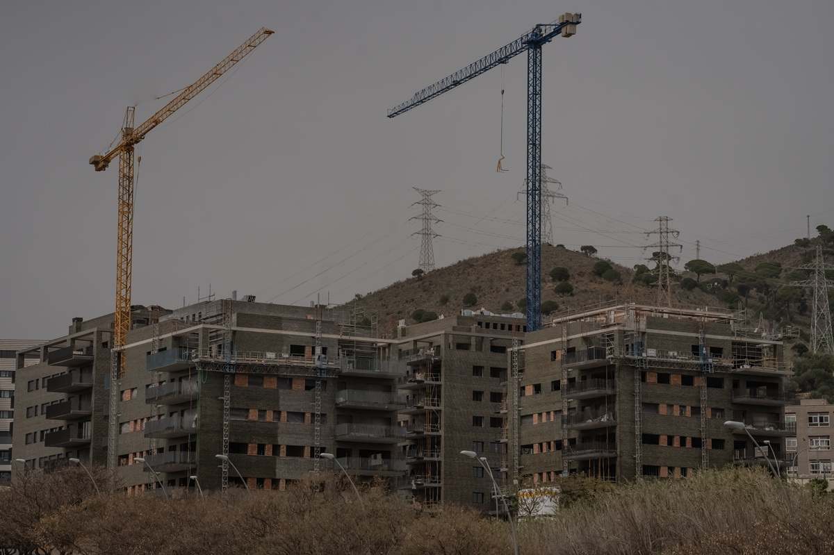 Viviendas en construcción. EP